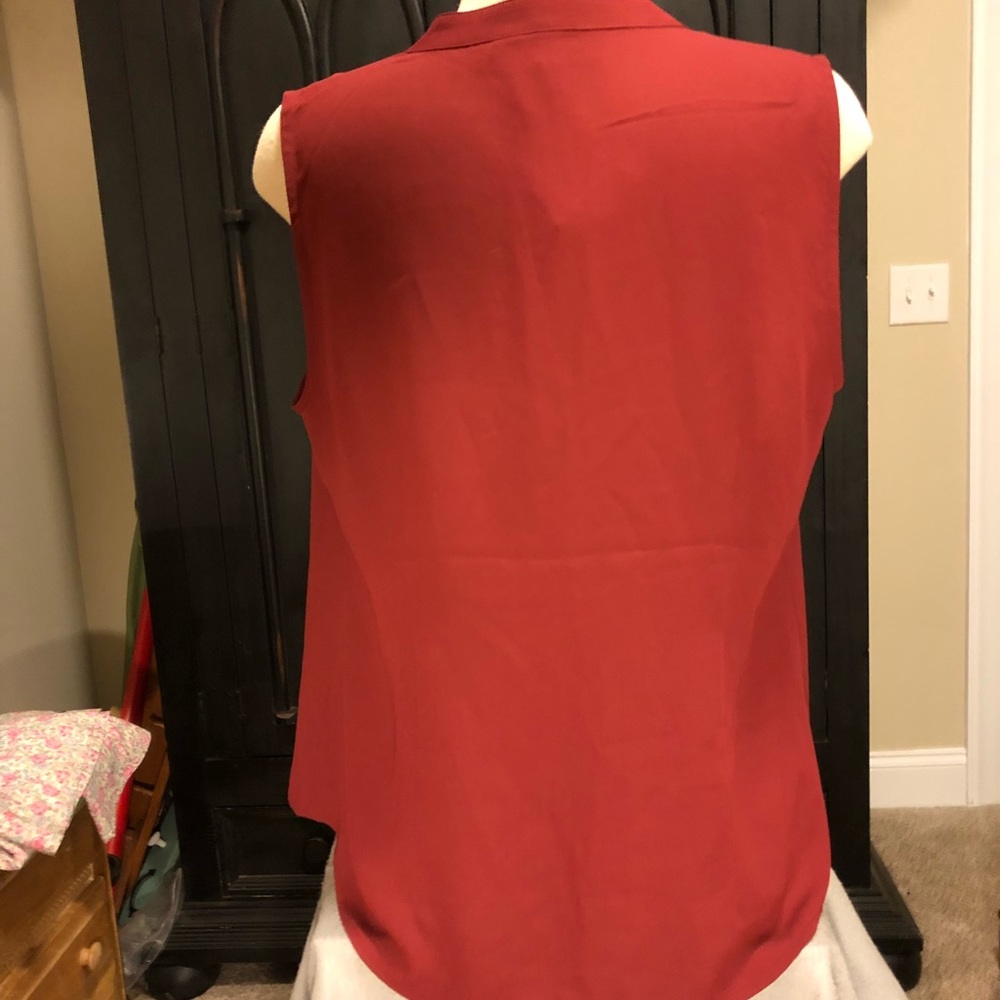 Blouse - Picture 2 of 3